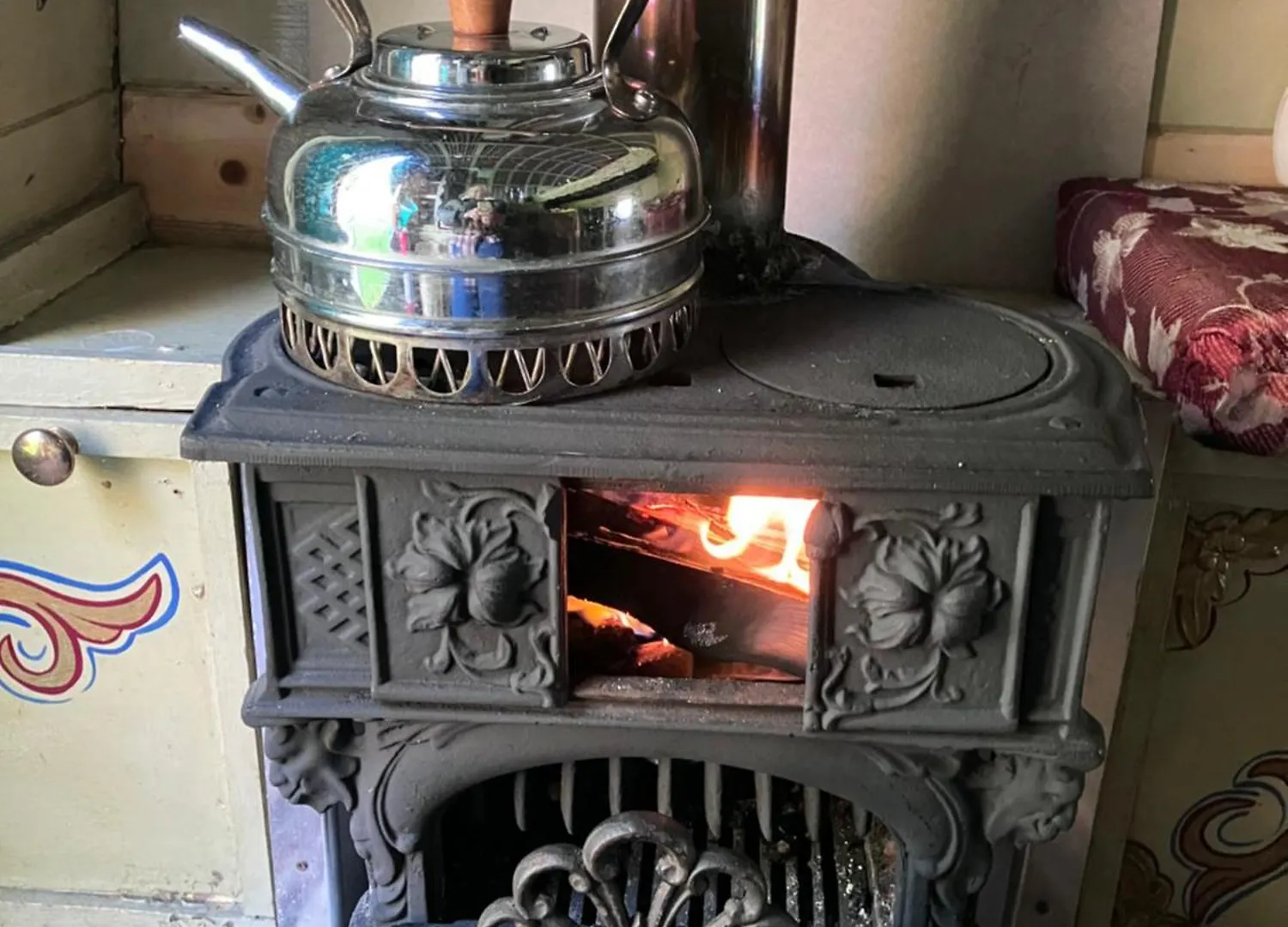 Κάμπινγκ Romany Bow Top Gypsy Wagon @ Tin And Canvas Glamping, Pickering